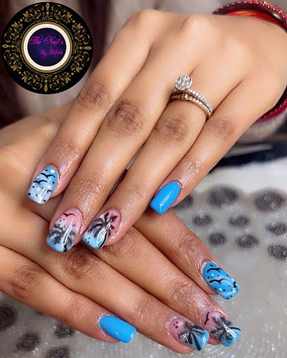 Custom Nail Art Service